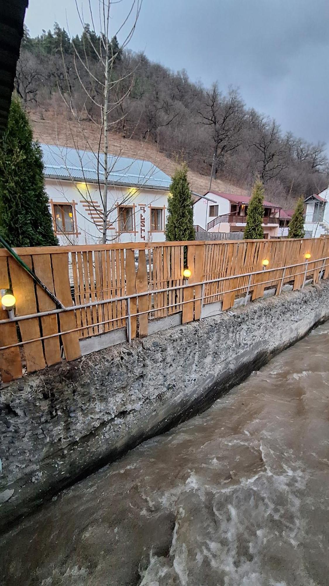 Tigris Dilijan Hotel Exterior photo